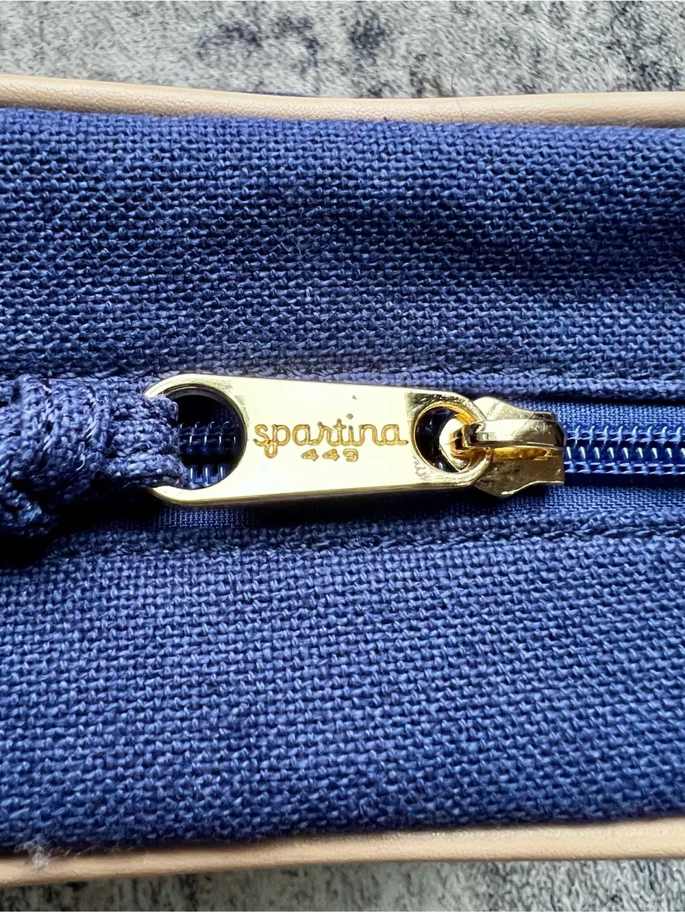 SPARTINA 449 Navy Travel Pouch Flagstick on Green